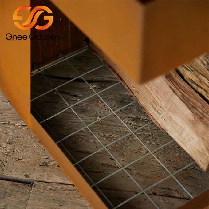 Nar Freestanding Azzar Corten