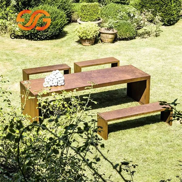 Corten Steel Street U Għamara Park