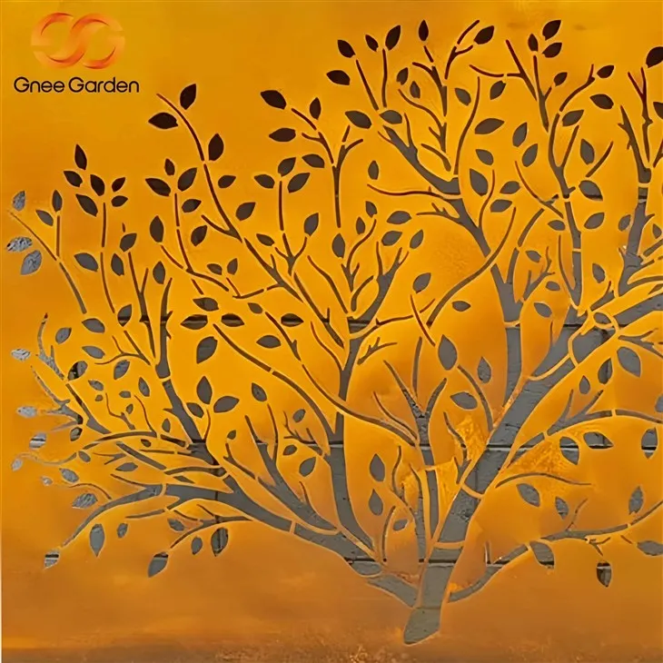 Skrins tal-azzar tal-corten maqtugħin bil-lejżer għall-patio